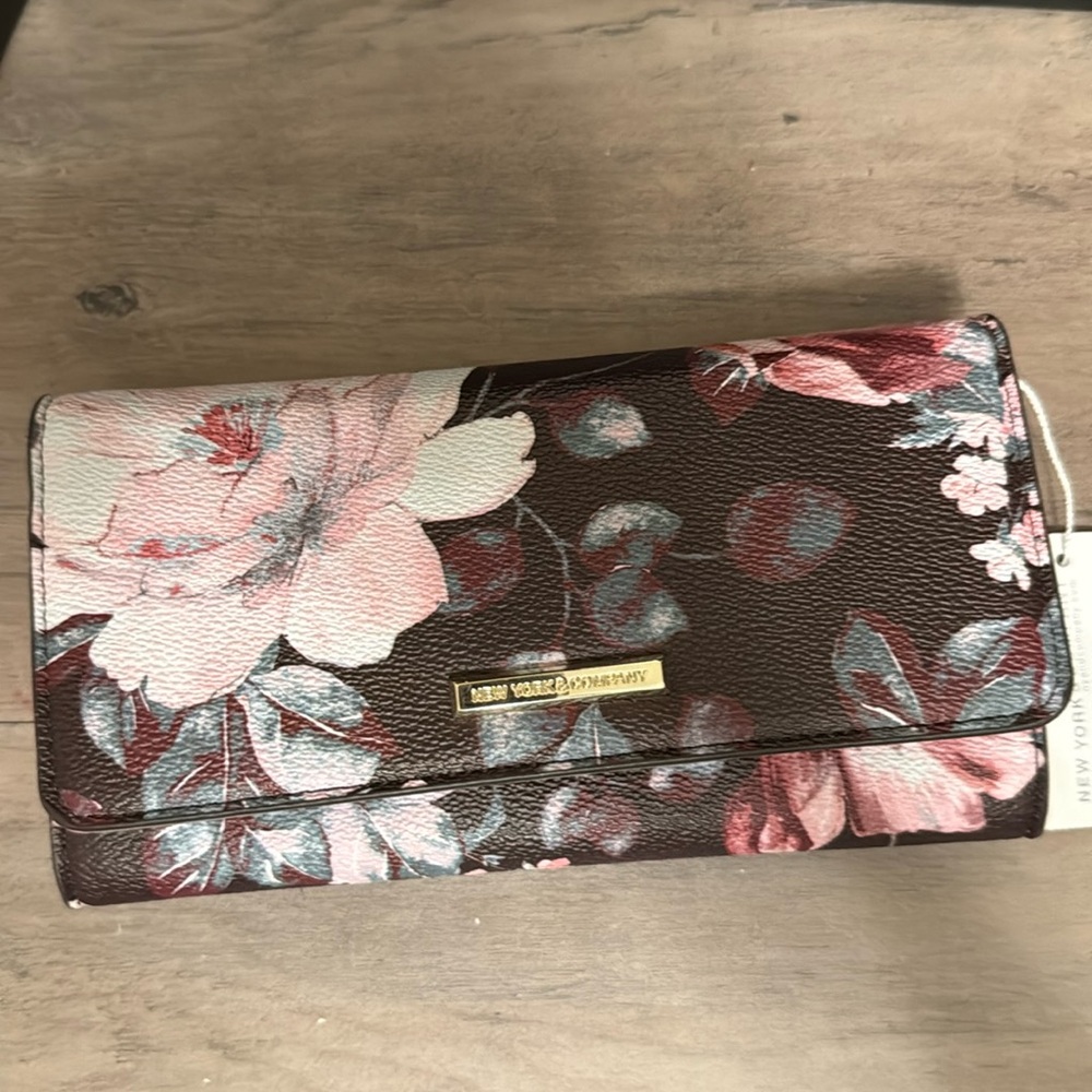 New York & Company Floral Clutch - Pink and Brown Spring wallet nwt